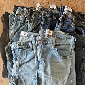 7 pair Levi Denizen jeans 30x30